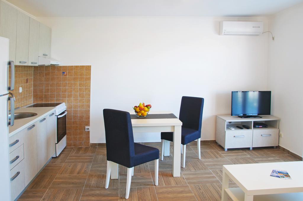 Apartmani Tivat Kaludjerovic Quarto foto