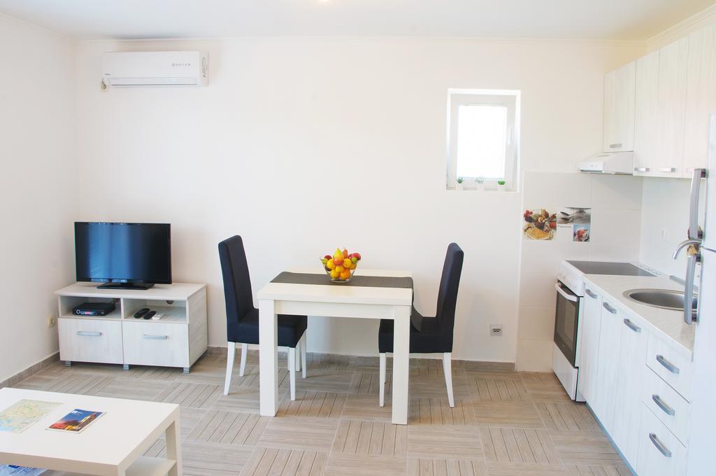 Apartmani Tivat Kaludjerovic Quarto foto