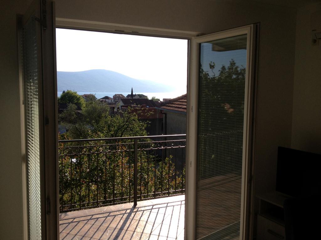 Apartmani Tivat Kaludjerovic Quarto foto